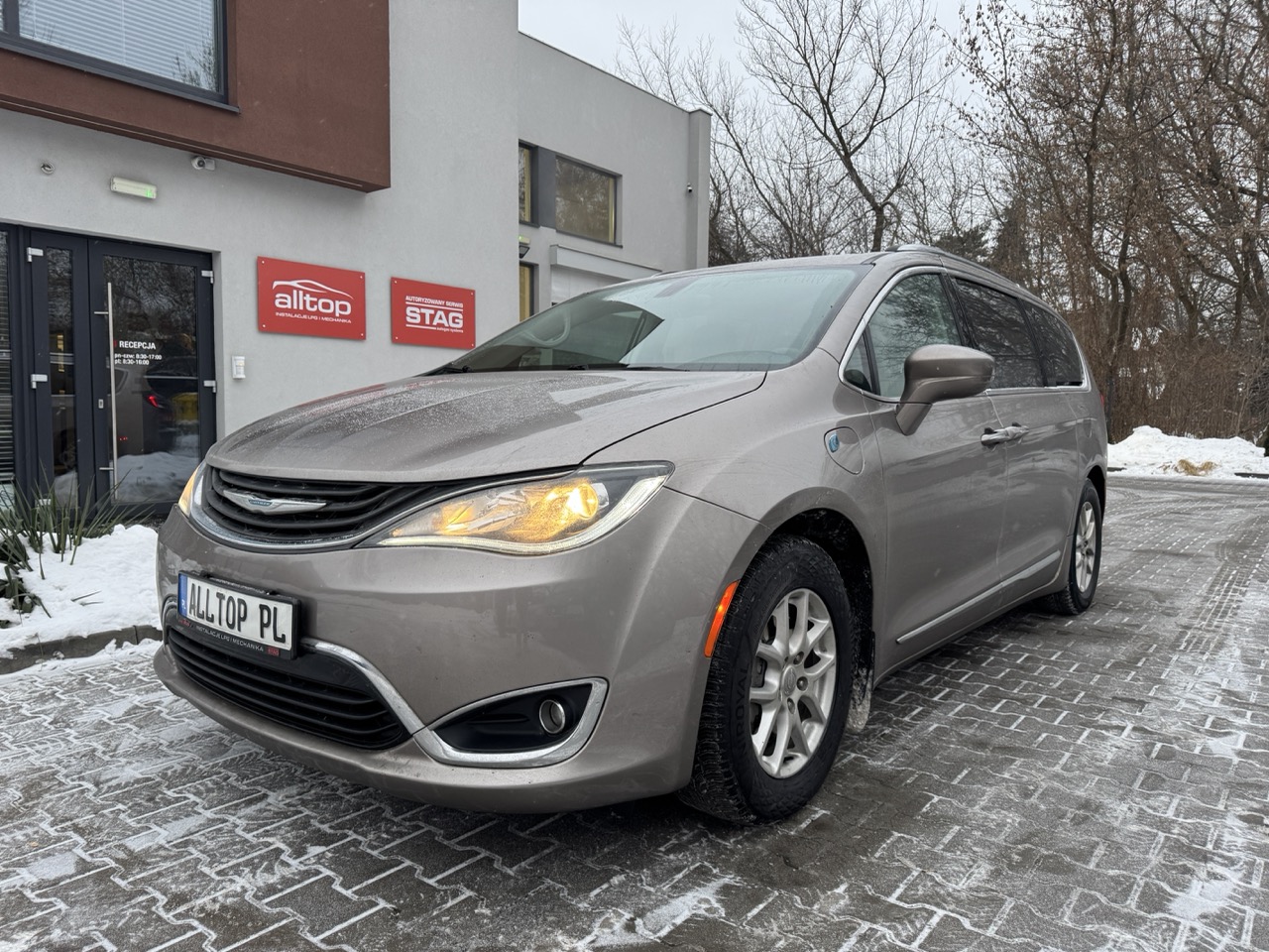 Chrysler Pacifca Hybrid – instalacja LPG